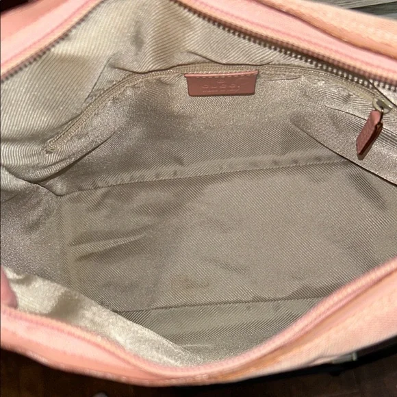 Gucci Pink Shoulder Bag - Picture 10 of 16